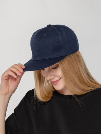 Бейсболка Snapback с прямым козырьком
